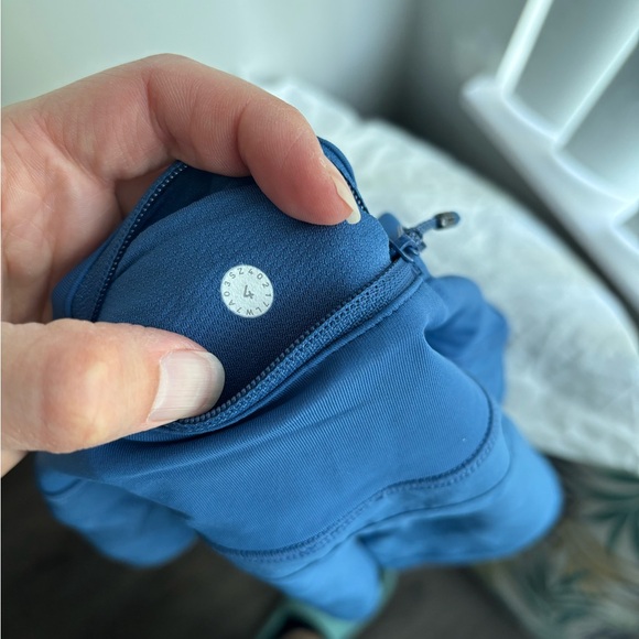 Lululemon Run Shorts - Picture 3 of 3